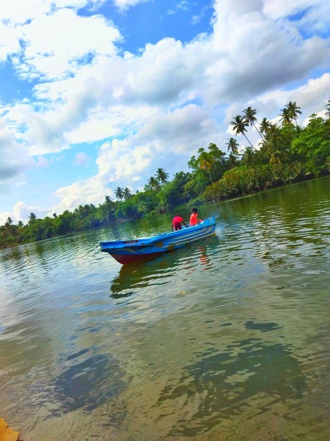 Kosi Giggles Resort Weligama Εξωτερικό φωτογραφία