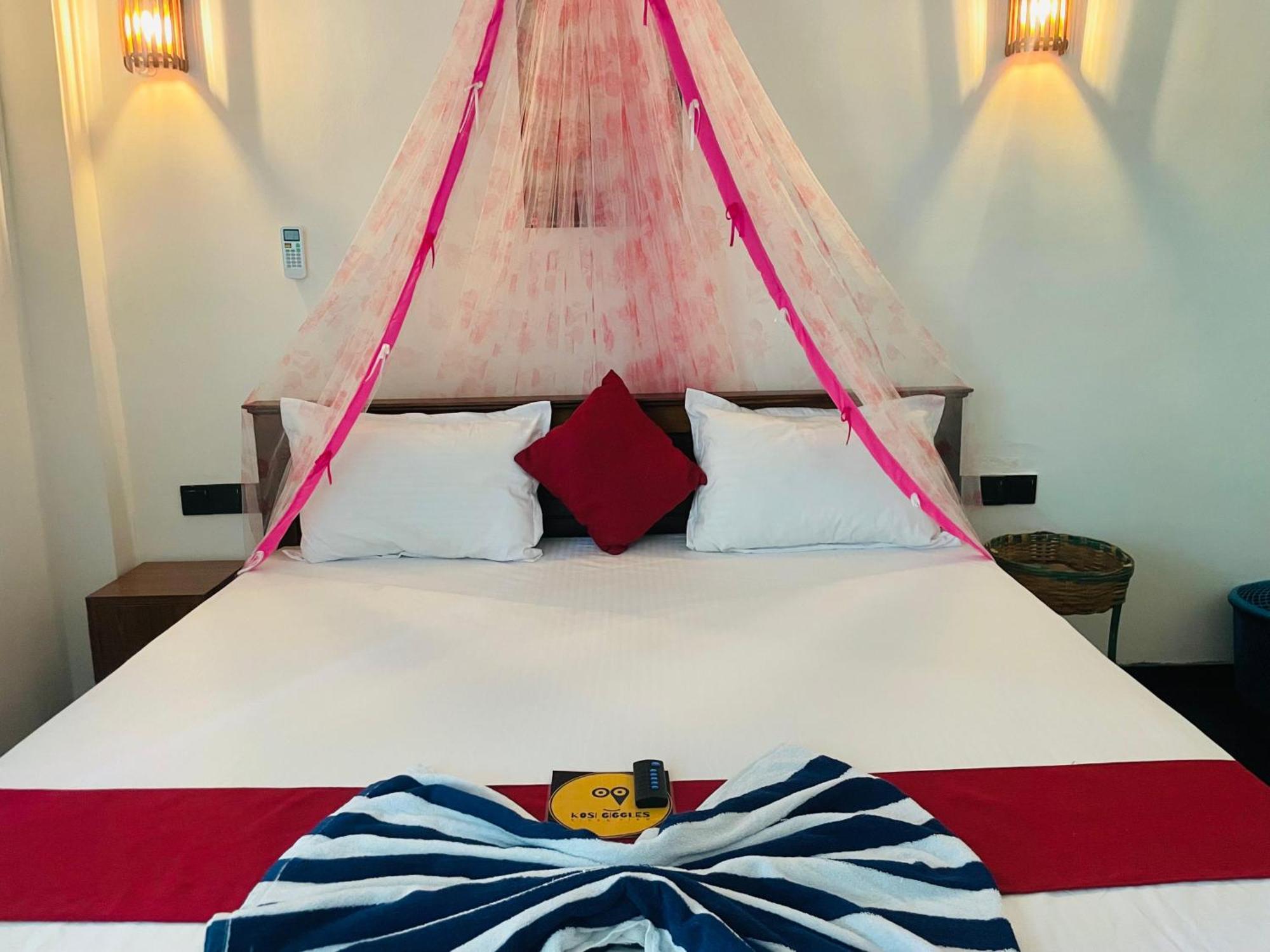 Kosi Giggles Resort Weligama Εξωτερικό φωτογραφία
